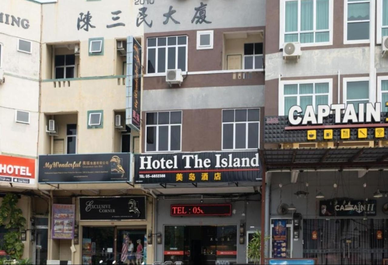Hotel The Island Pekan Pangkor Exterior photo